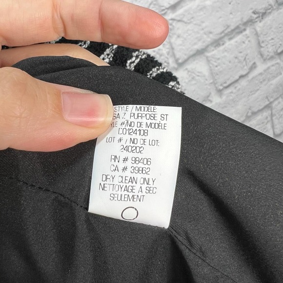 Theory Black and White Striped Blazer - Picture 8 of 11